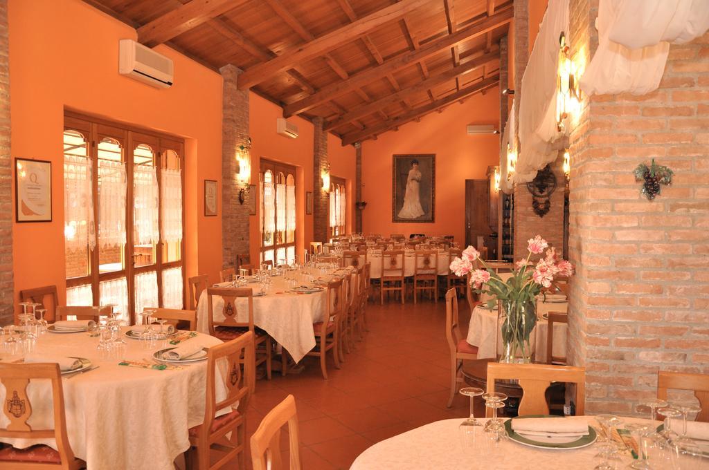 Agriturismo Corte Montini Villa Santa Giuletta Exterior foto