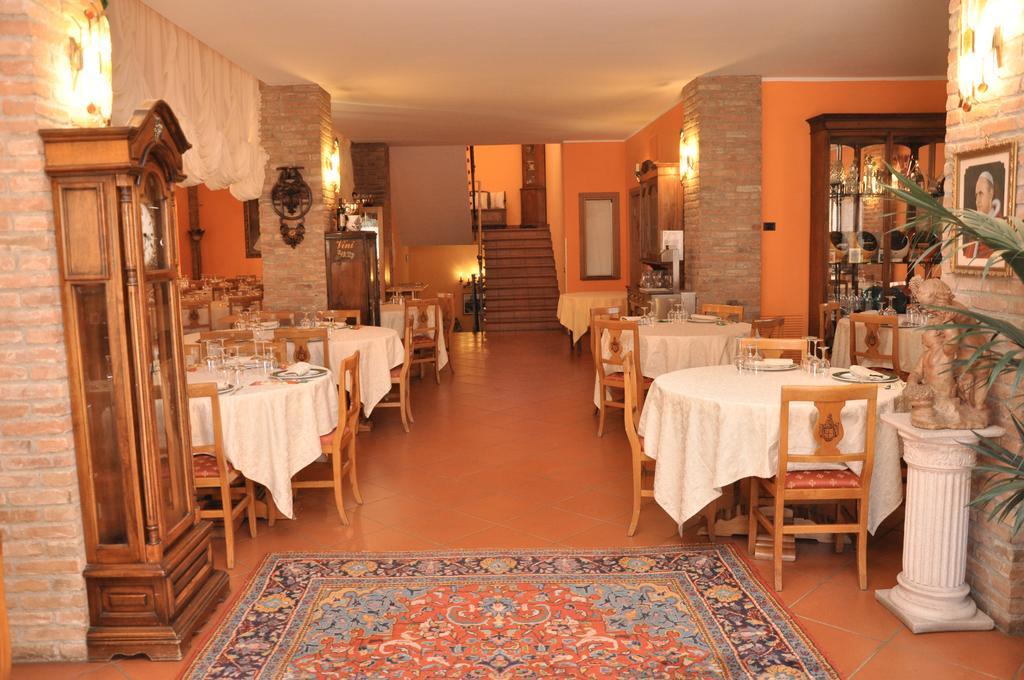 Agriturismo Corte Montini Villa Santa Giuletta Exterior foto